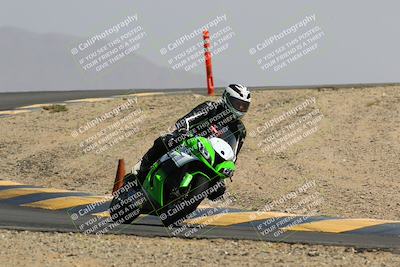 media/Mar-28-2022-Superbike Trackdays (Mon) [[b8603d0f67]]/Open Track Time/Turn 12/